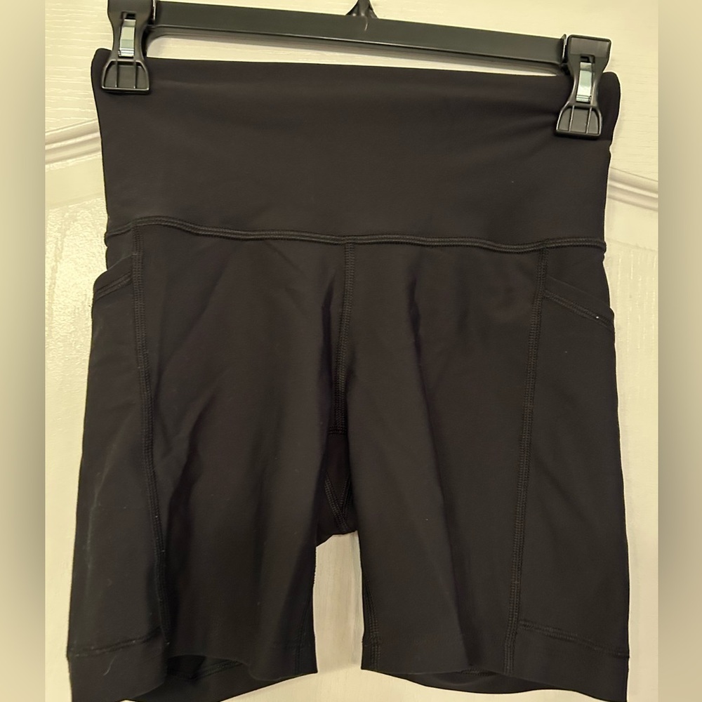 Old navy active powersoft shorts
